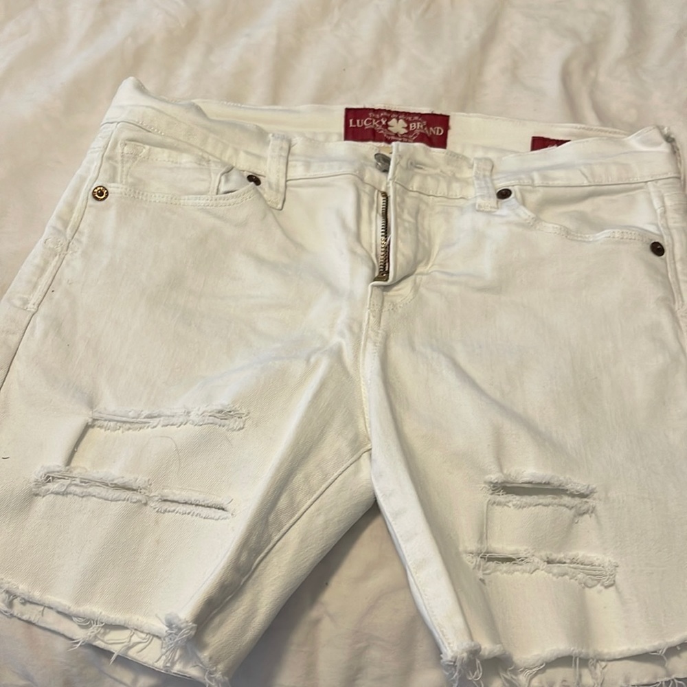 White/Lucky brand jean shorts